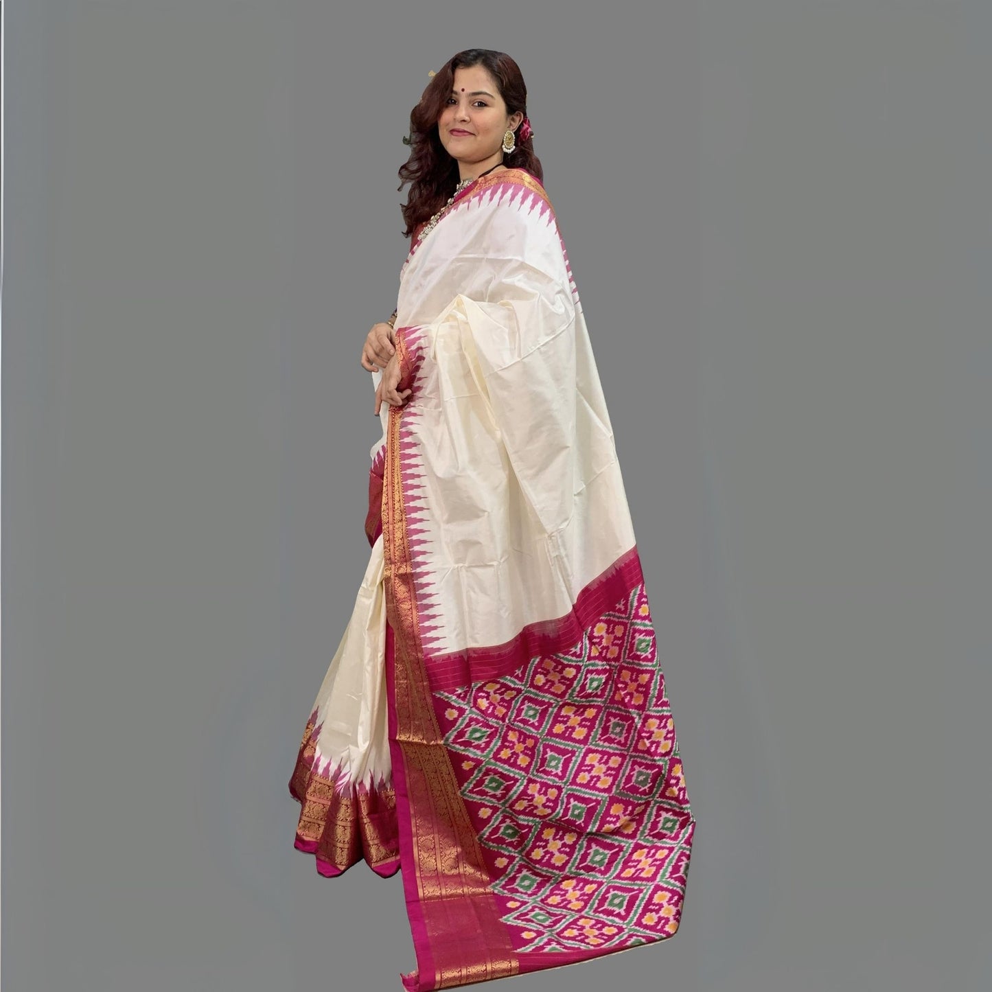 Majenta Pure Silk Ikkat Saree with Kachipuram Border