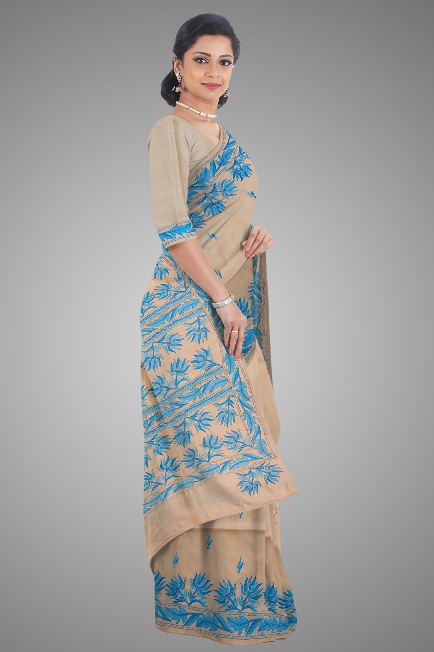 Hand Kantha on Half Tussar Saree