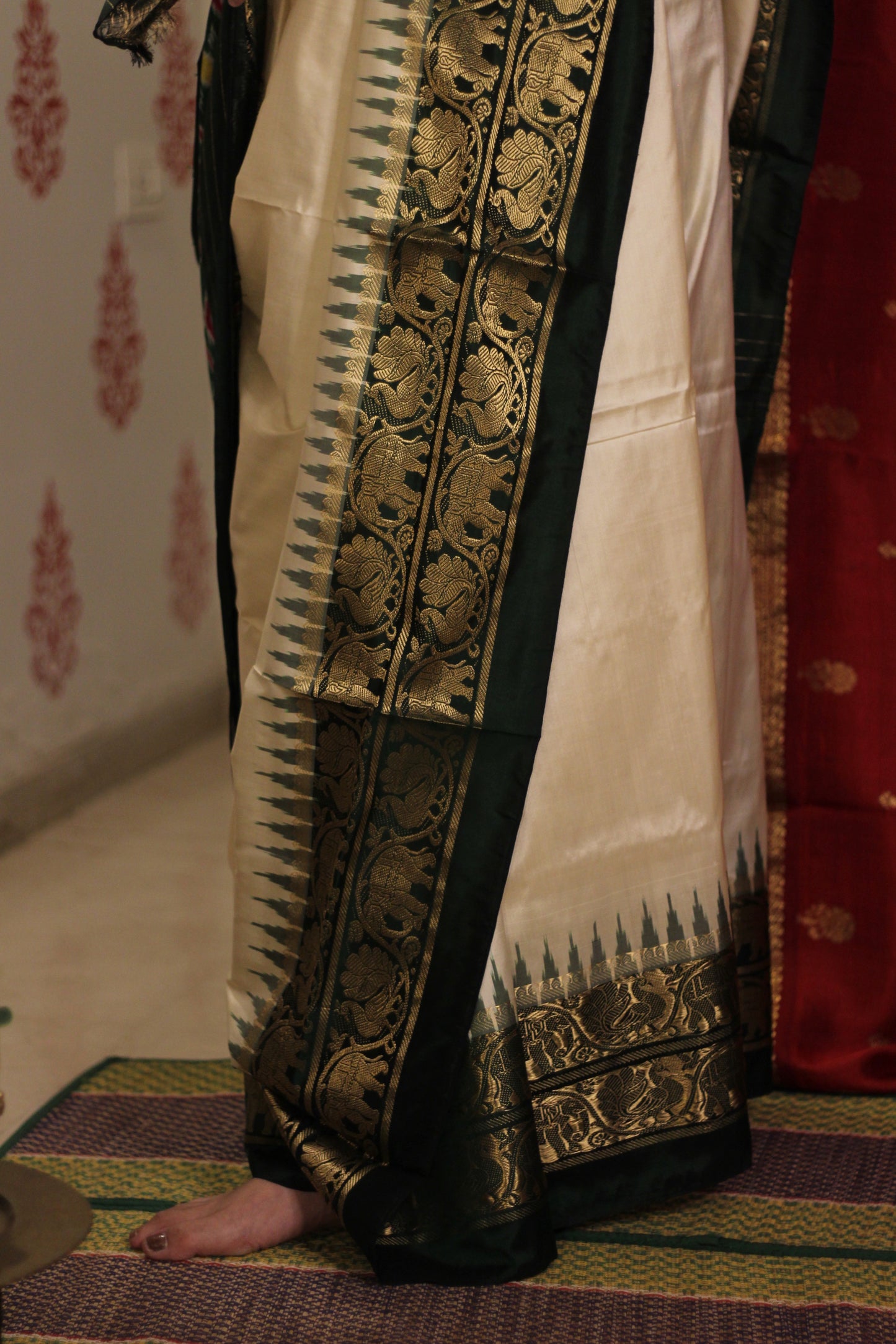 Pure Silk Ikkat Saree with Kachipuram Border