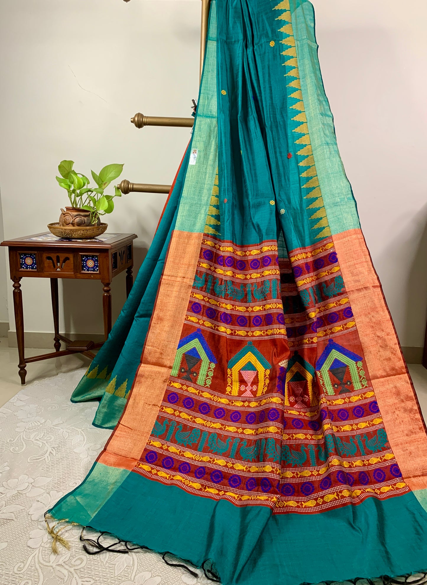Turquoise Blue Dolaberi in Raw Silk Saree
