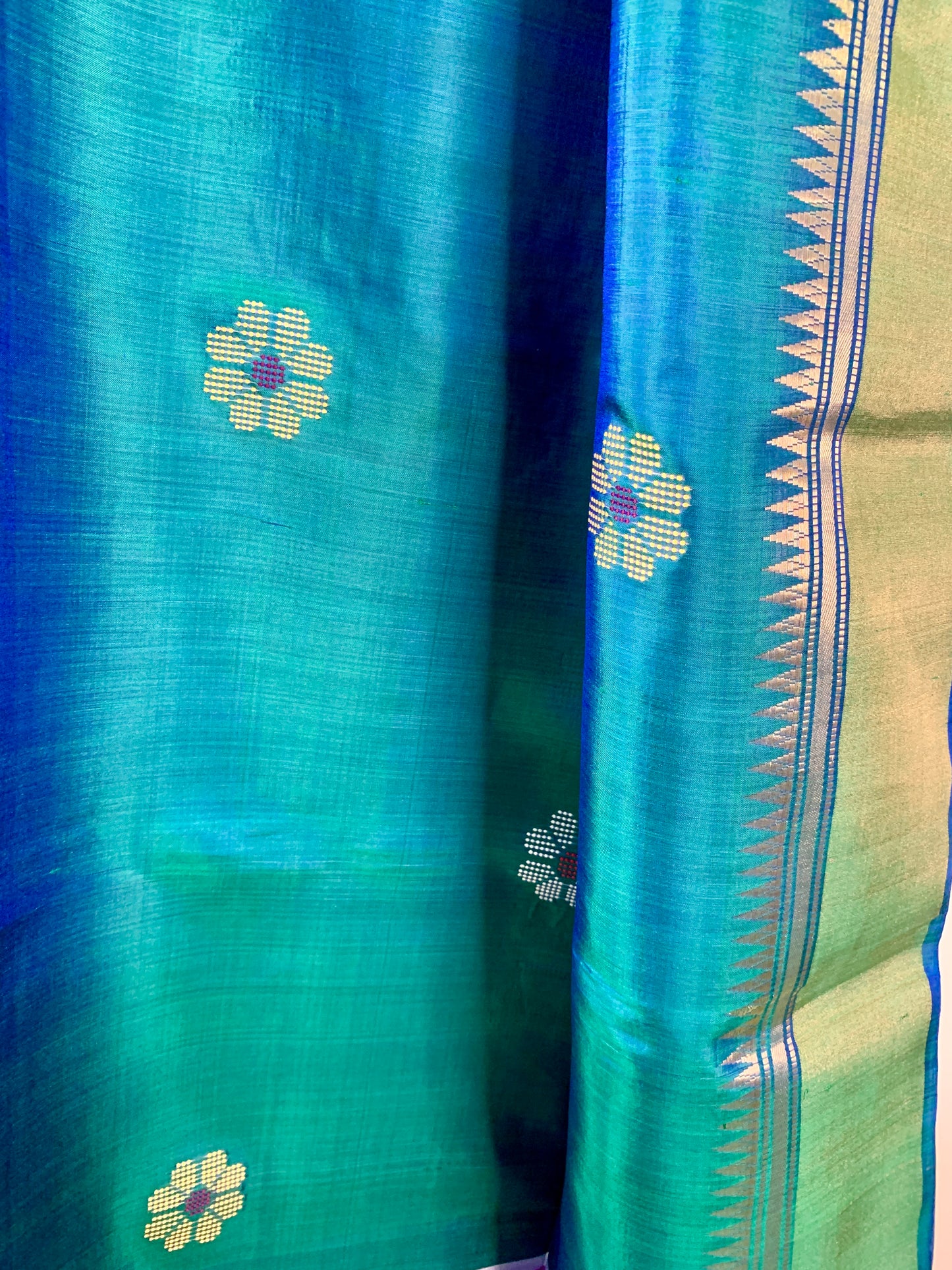 Dual tone Green and Blue Pure Silk Kalakshetra Saree