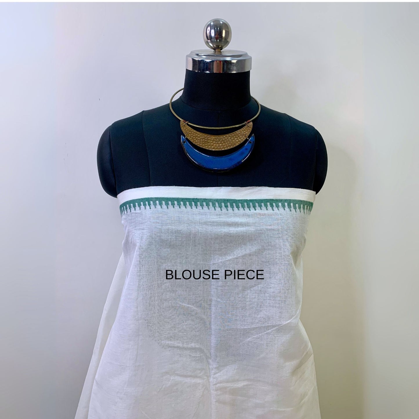 White Cotton Dhakai Jamdani Saree