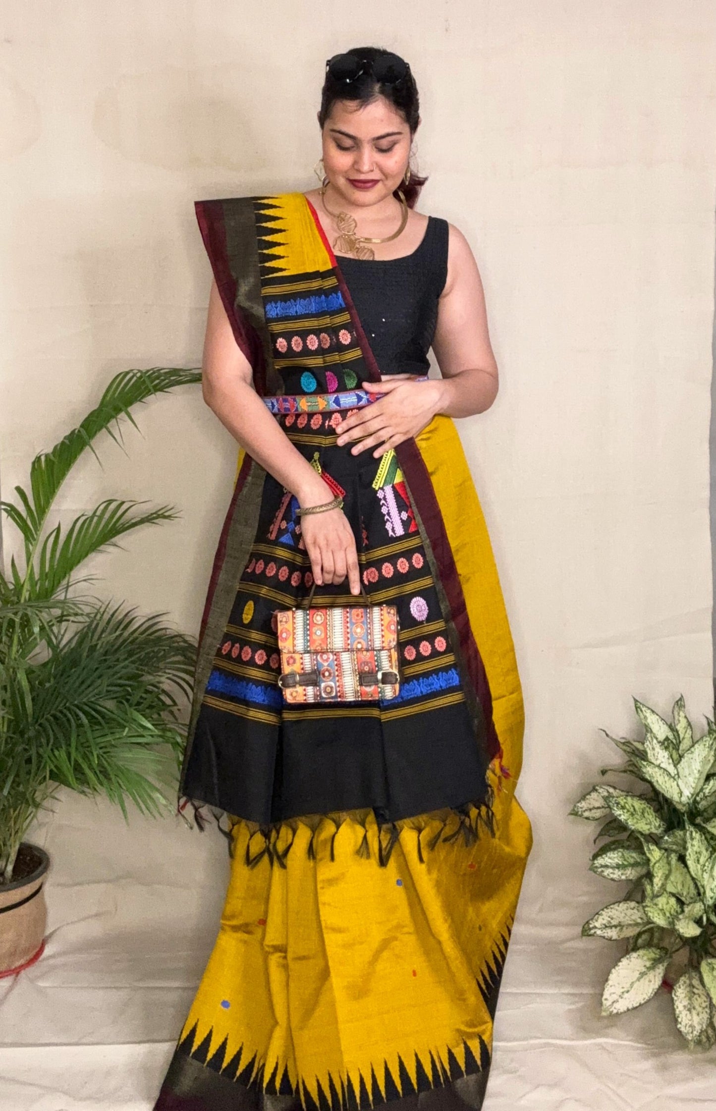 Golden Yellow Dolaberi in Raw Silk Saree