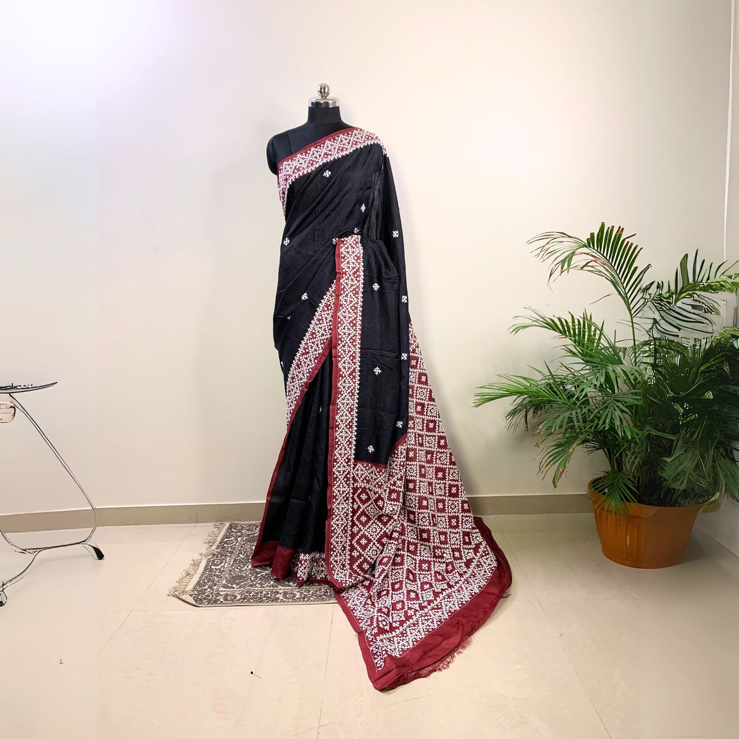 Black Tussar Silk Saree –  Hand Embroidered Gujrati Stitch