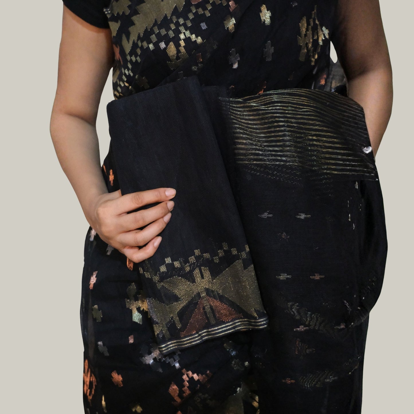 Black Bangladeshi Dhakai Jamdani -Handloom Sarees- Aananda Collections