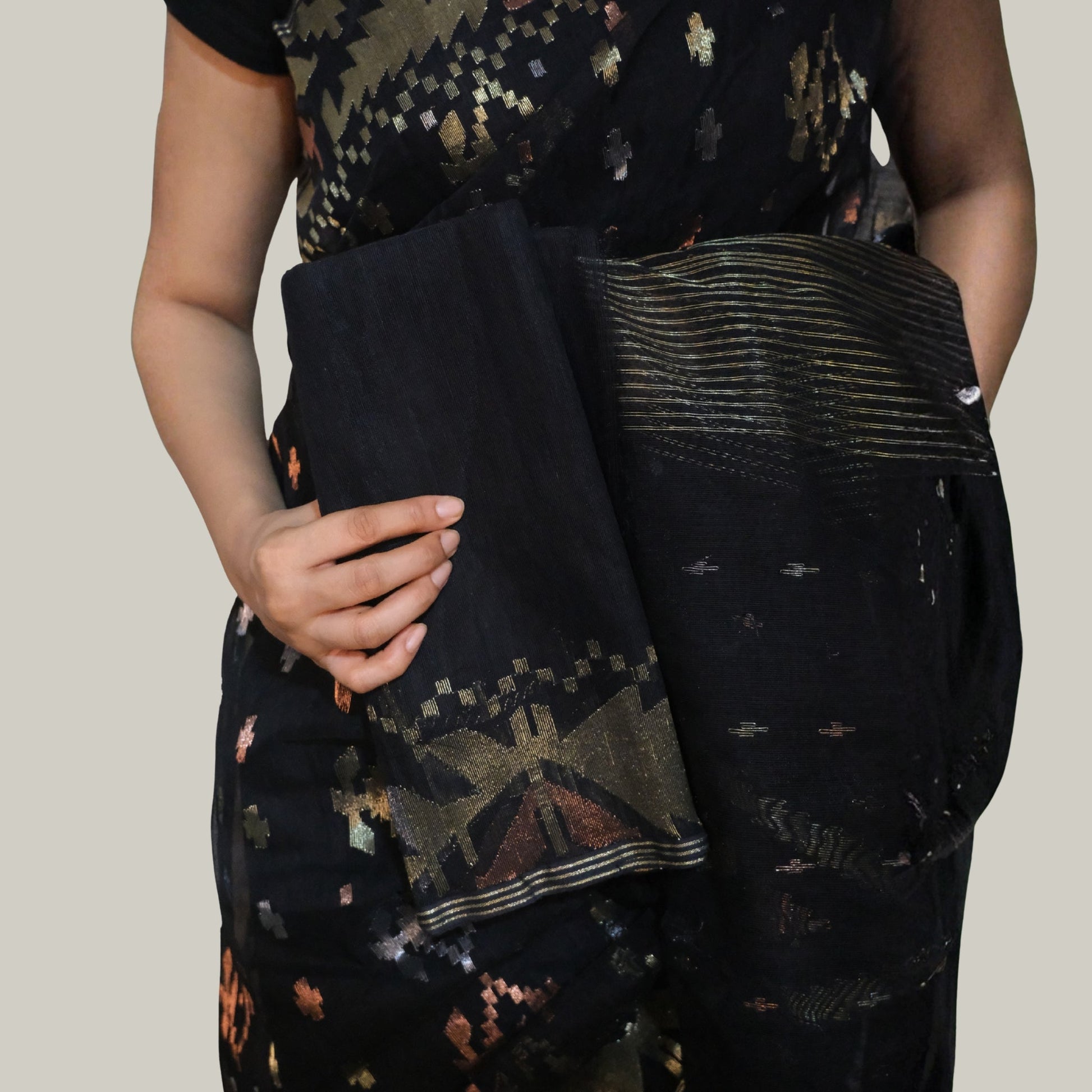 Black Bangladeshi Dhakai Jamdani -Handloom Sarees- Aananda Collections