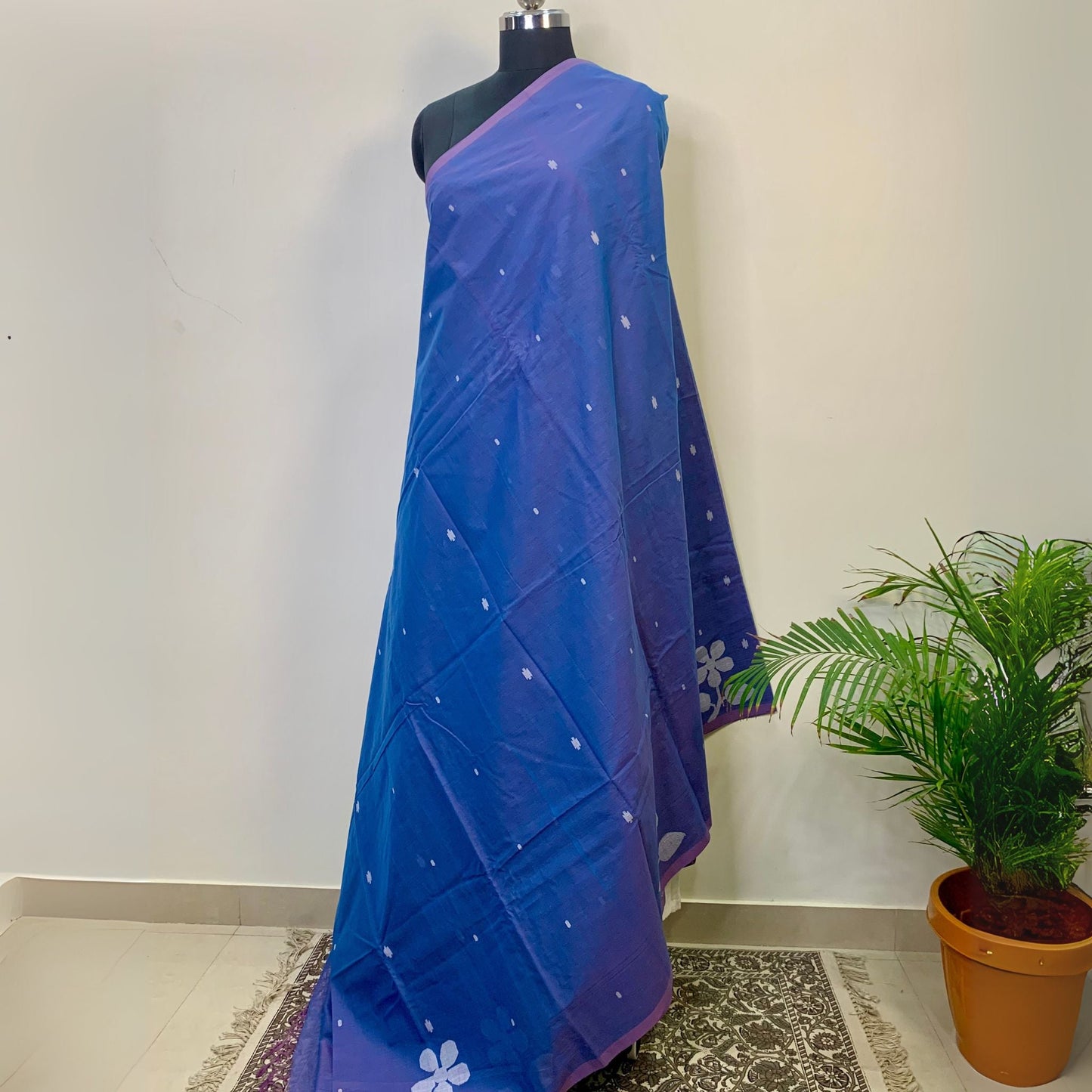 Cobalt Blue Cotton Dhakai Jamdani Saree -Handloom Sarees- Aananda Collections