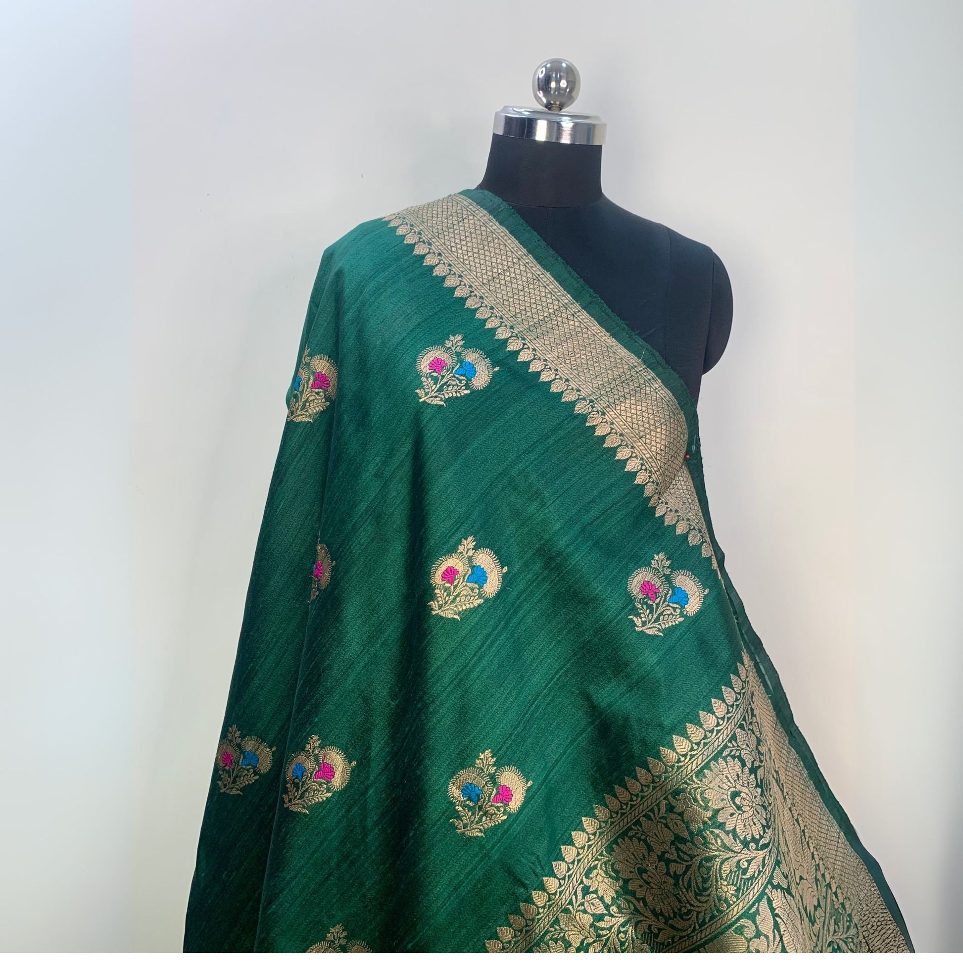 Emerald Green Tussar Benarasi Saree -Handloom Sarees- Aananda Collections