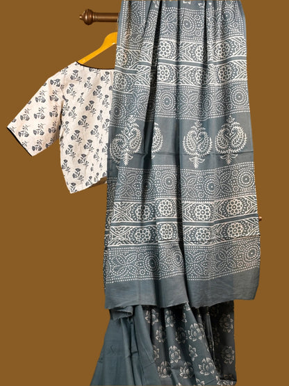 Grey and White Mul Mul Cotton Block Printed Saree -Handloom Sarees- Aananda Collections