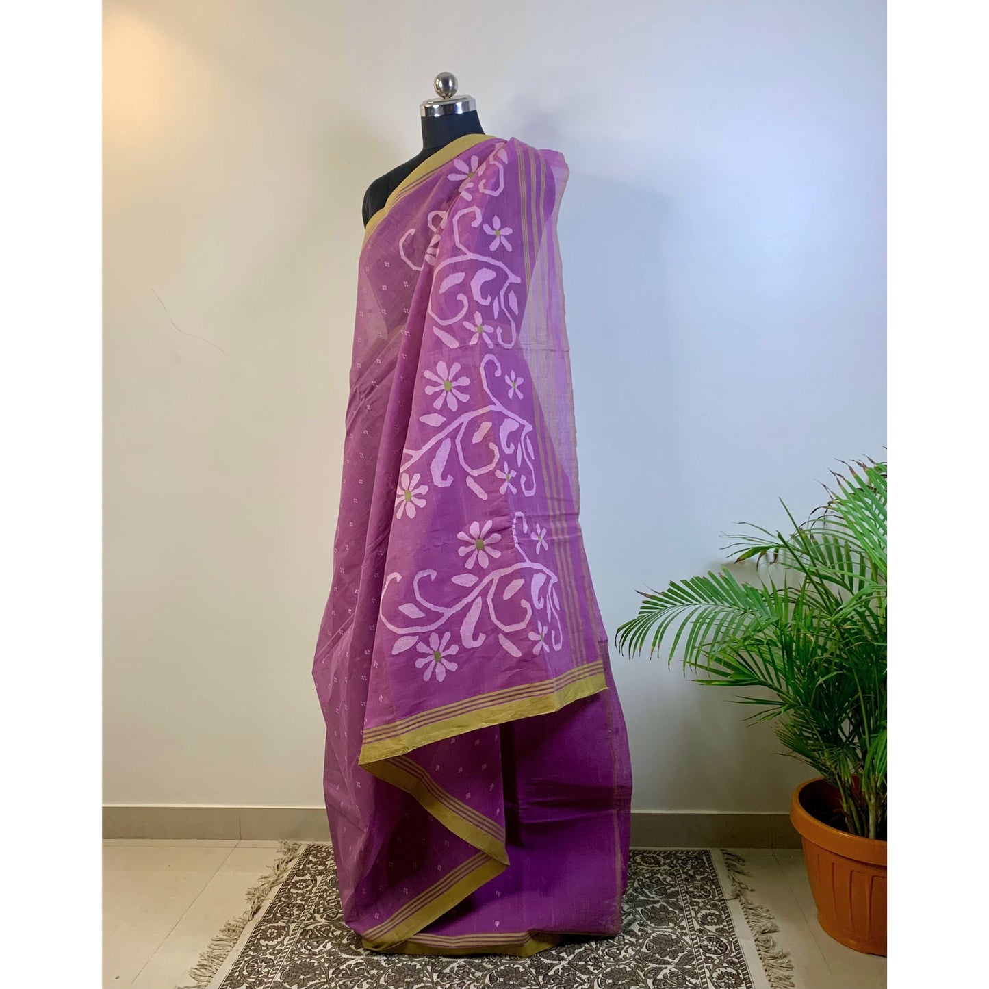 Mauve Cotton Dhakai Jamdani Saree -Handloom Sarees- Aananda Collections