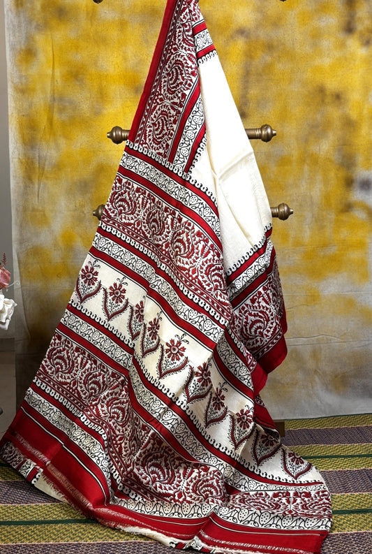 Off-White Block Printed Murshidabad Silk Saree -Handloom Sarees- Aananda Collections