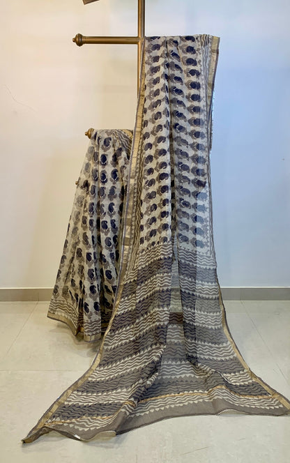 Salt and Pepper Bagru Cotton Kota Saree -Handloom Sarees- Aananda Collections